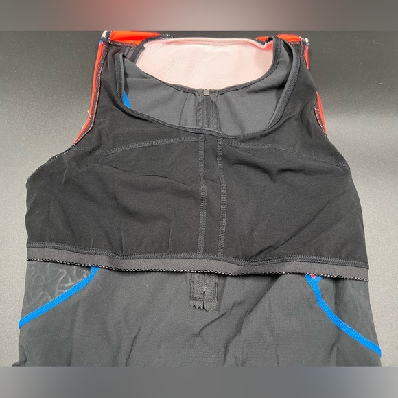 TYR Women's Competitor Loose Tri Singlet with Bra Athletic Tank Small - Picture 7 of 8